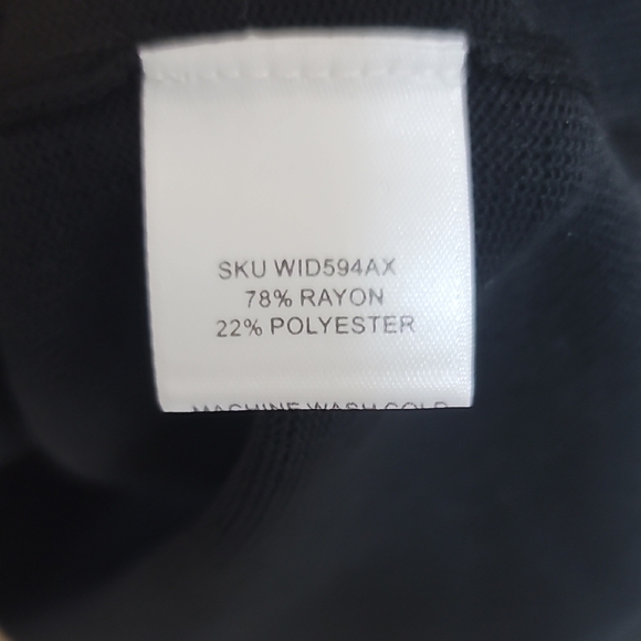 NWT Absolutely Creative Worldwide Classic Black Crew Neck Sweater 🖤 - Picture 5 of 7